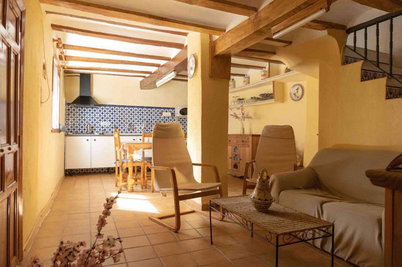 Mas De Bondia - Casa Herrero Alpuente エクステリア 写真