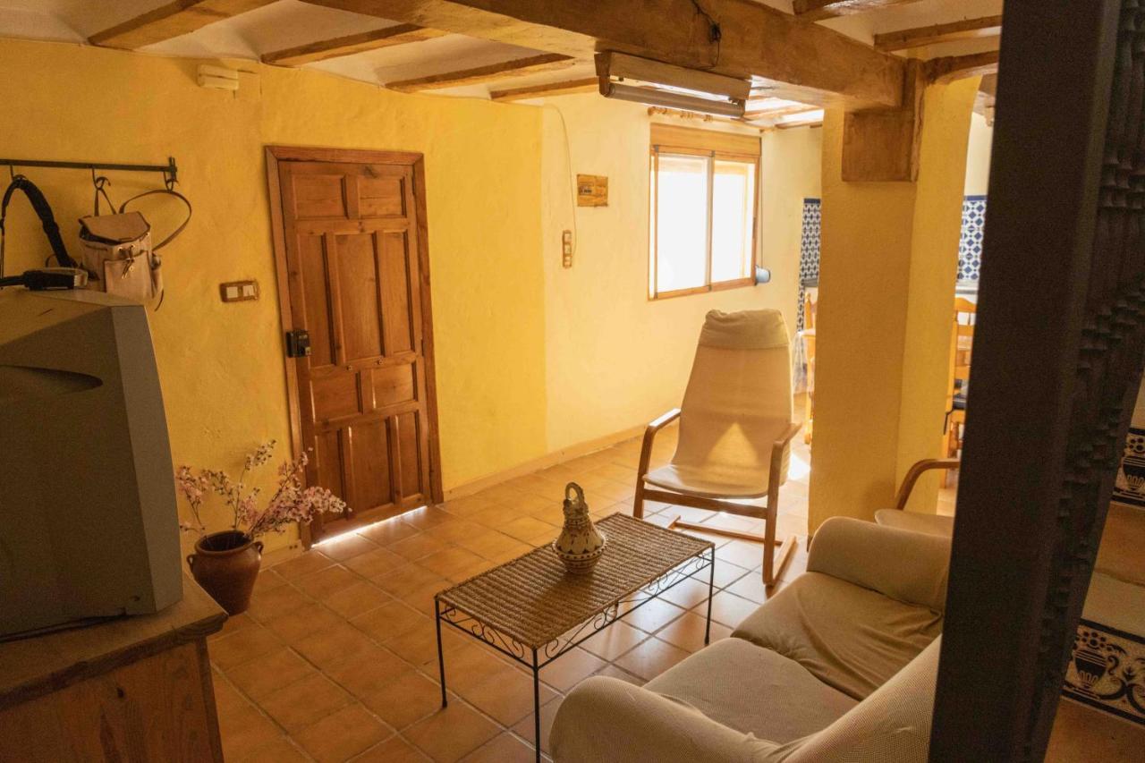 Mas De Bondia - Casa Herrero Alpuente エクステリア 写真